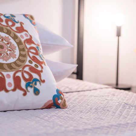 Yenne Rooms Wifi-Ac Кальяри Экстерьер фото