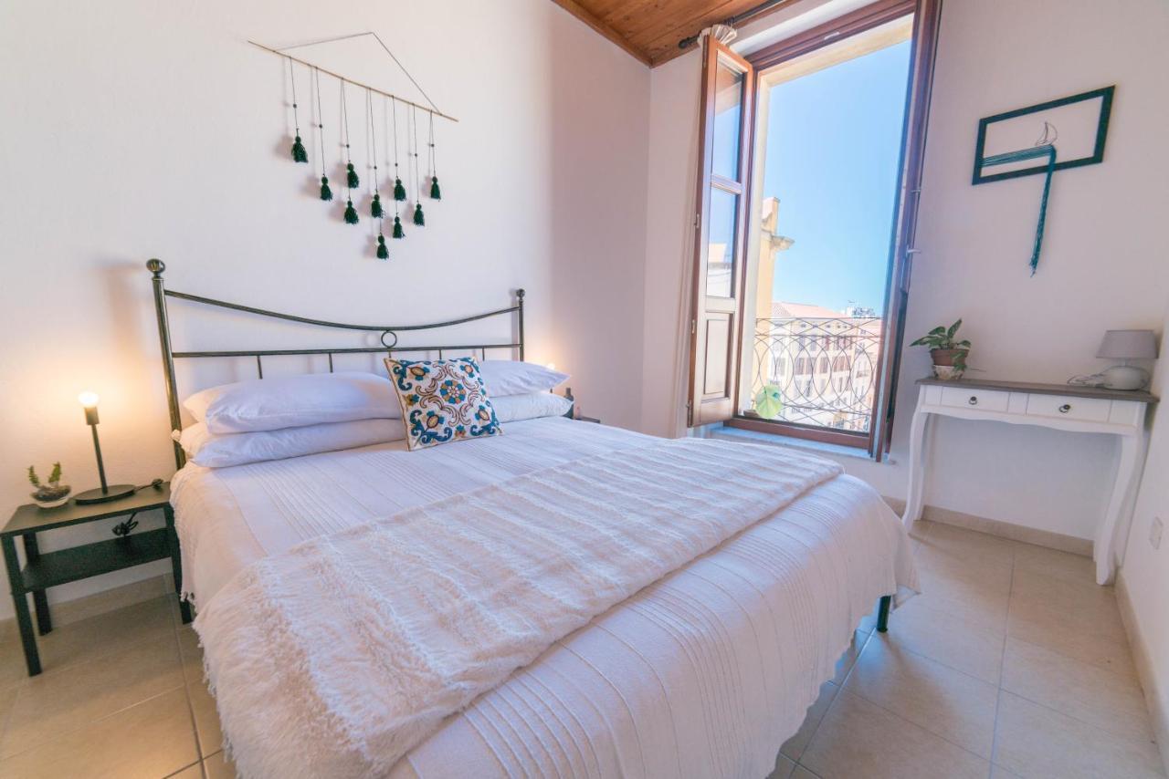Yenne Rooms Wifi-Ac Кальяри Экстерьер фото