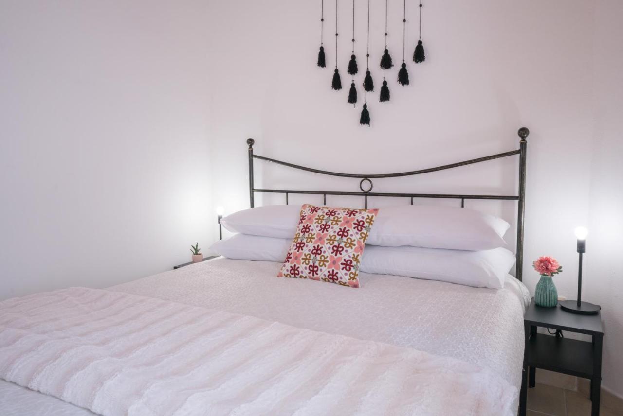 Yenne Rooms Wifi-Ac Кальяри Экстерьер фото