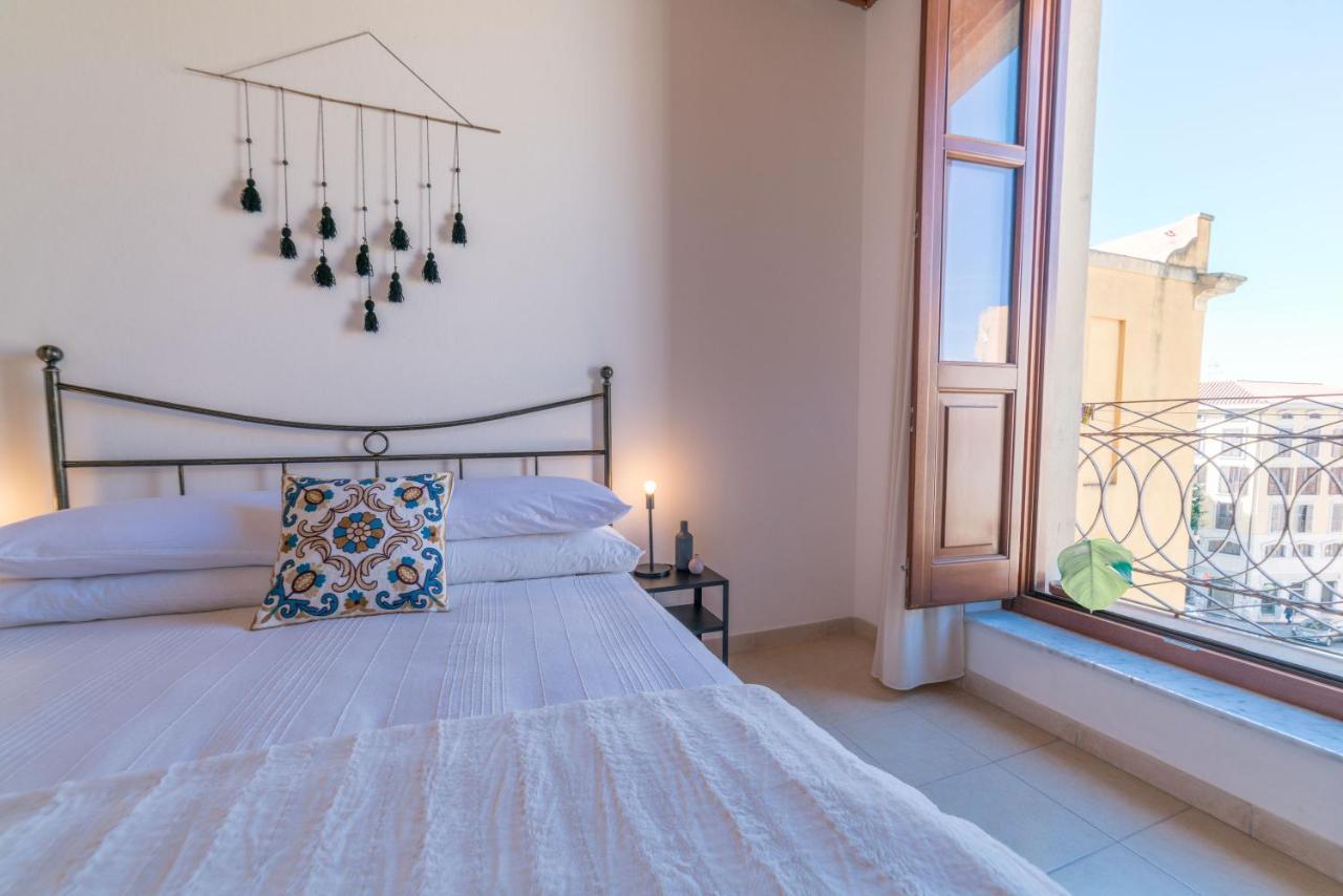 Yenne Rooms Wifi-Ac Кальяри Экстерьер фото