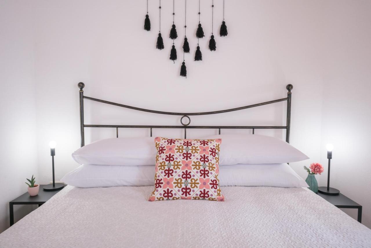 Yenne Rooms Wifi-Ac Кальяри Экстерьер фото